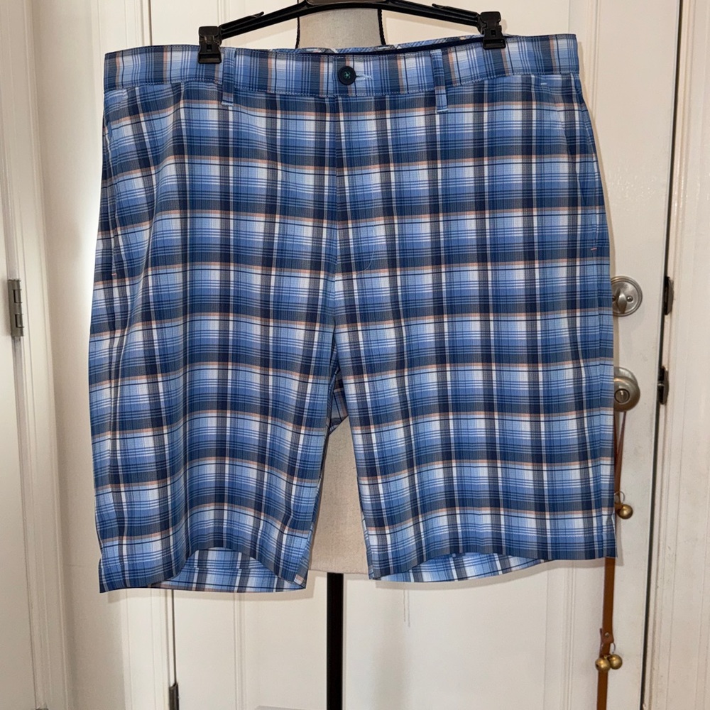 Tommy Bahama Blue and White Plaid Men's Shorts
